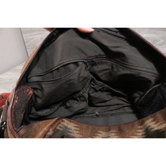 RARE PENDLETON Southwestern Aztec Blanket Wool Duffle Weekender Bag Wheels - Picture 12 of 16
